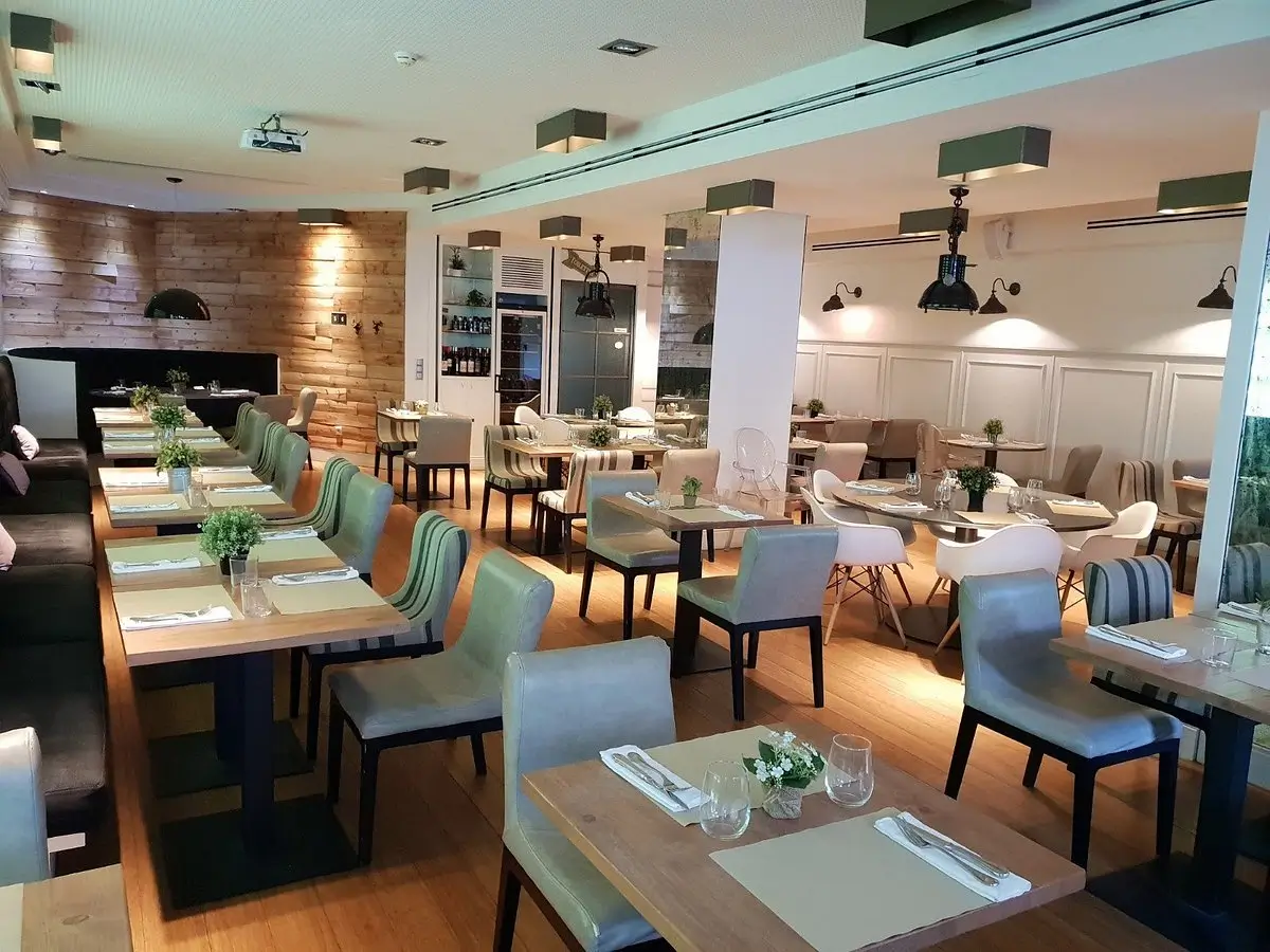 salon castellana